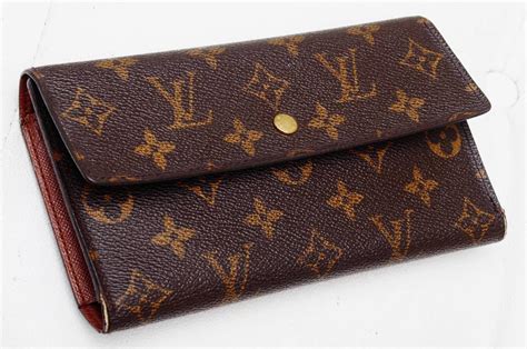 louis vuitton button wallet|louis vuitton wallet women real.